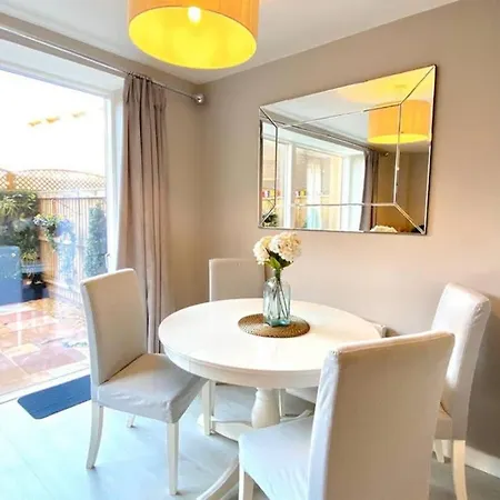 Deluxe Modern Townhouse Near Cabot Circus By Bijou Boutique Lägenhet Bristol
